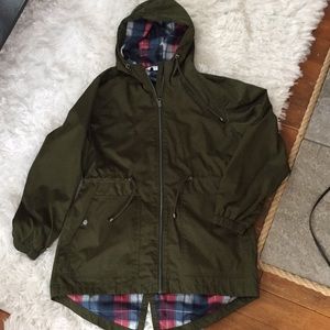 Women’s raincoat size 8-10